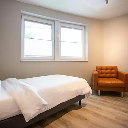 Circle 4* רמשטיין-מיזנבאך