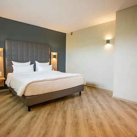 Circle Hotel