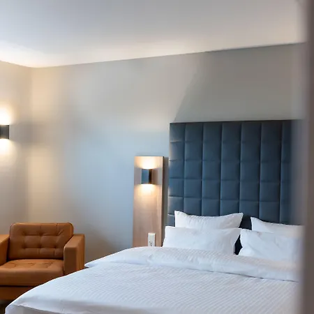 Circle 4* רמשטיין-מיזנבאך