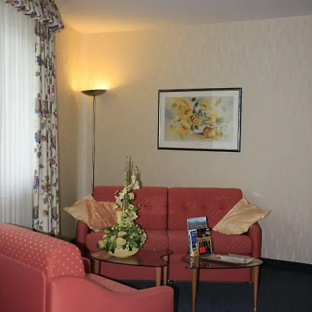 Circle - Closest To Air Base Hotel