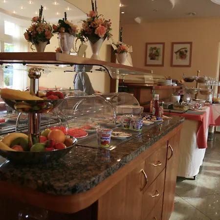 Hotel Circle - Closest To Air Base Ramstein-Miesenbach