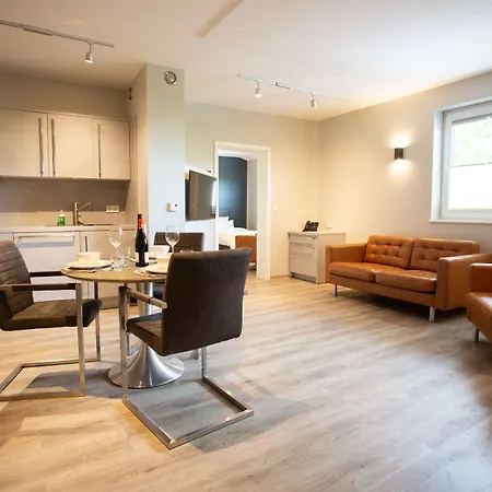 Circle - Closest To Air Base Рамштайн-Мизенбах