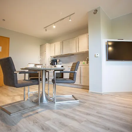 Hotel Circle - Closest To Air Base 4*