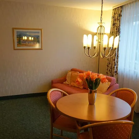 Hotel Circle 4*