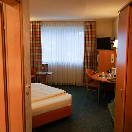 Circle 4* Ramstein-Miesenbach