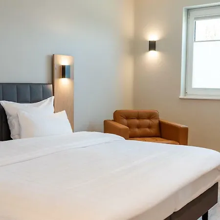 Hotel Circle 4*