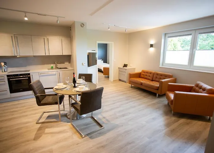 Hotel Circle - Closest To Air Base Ramstein-Miesenbach