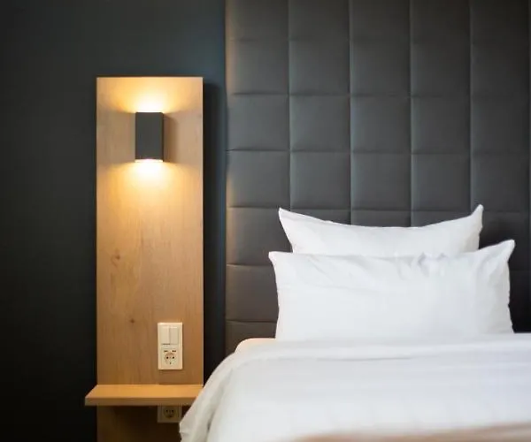 Circle - Closest To Air Base Ramstein-Miesenbach