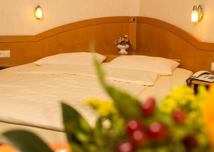 Circle - Closest To Air Base