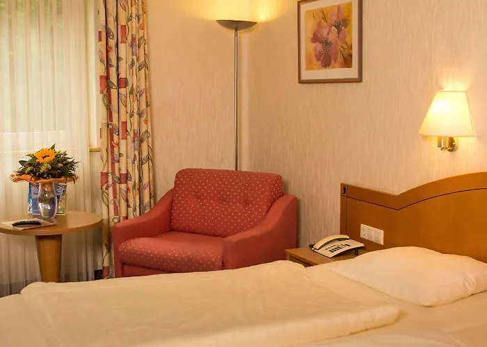 Отель Circle - Closest To Air Base Рамштайн-Мизенбах