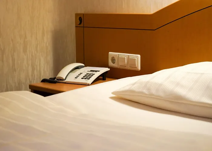 Circle - Closest To Air Base Hotel Ramstein-Miesenbach