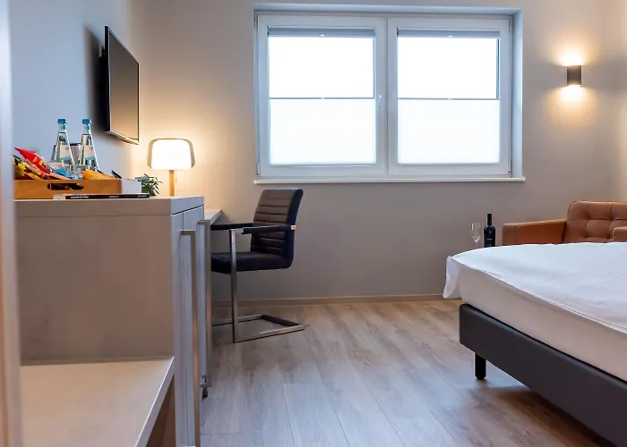 Circle - Closest To Air Base Hotel Ramstein-Miesenbach