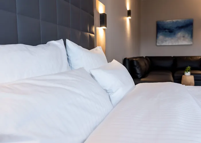 Отель Circle - Closest To Air Base Рамштайн-Мизенбах