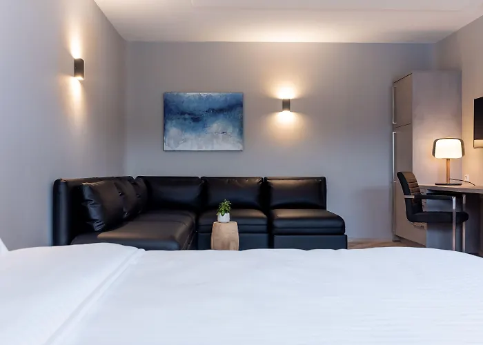 Circle - Closest To Air Base Hotel Ramstein-Miesenbach