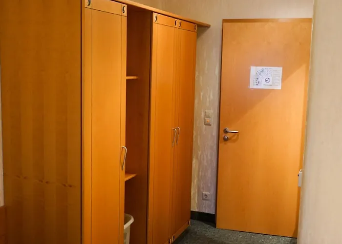 Hotel Circle - Closest To Air Base Ramstein-Miesenbach