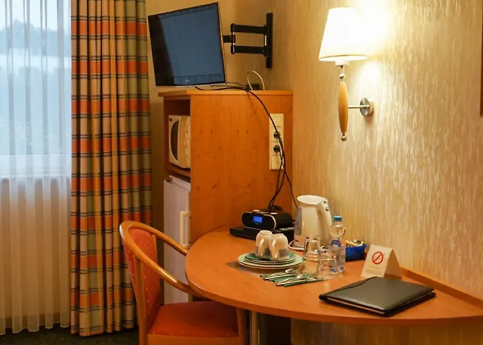 Circle - Closest To Air Base Hotel Ramstein-Miesenbach