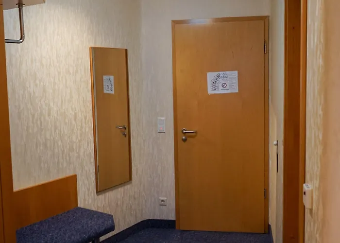 Hotel Circle - Closest To Air Base