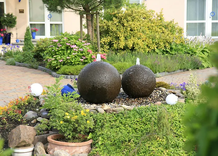 Circle - Closest To Air Base Рамштайн-Мизенбах