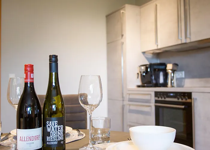 Отель Circle - Closest To Air Base Рамштайн-Мизенбах