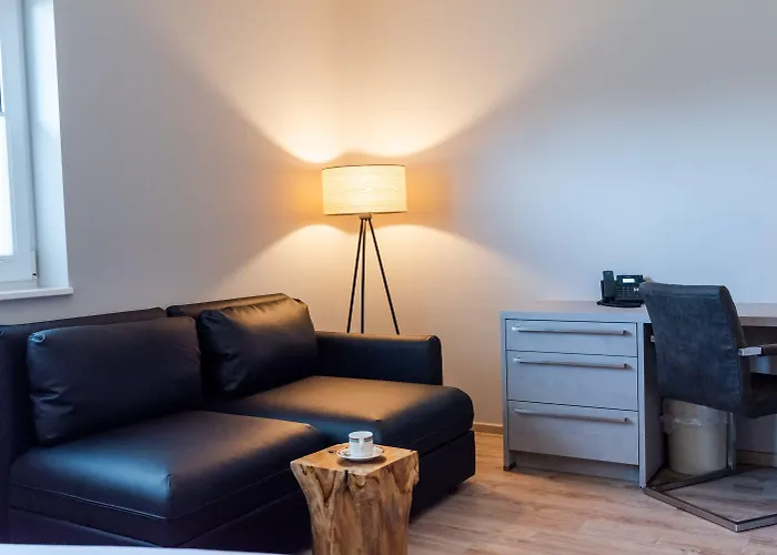 Hotel Circle - Closest To Air Base Ramstein-Miesenbach